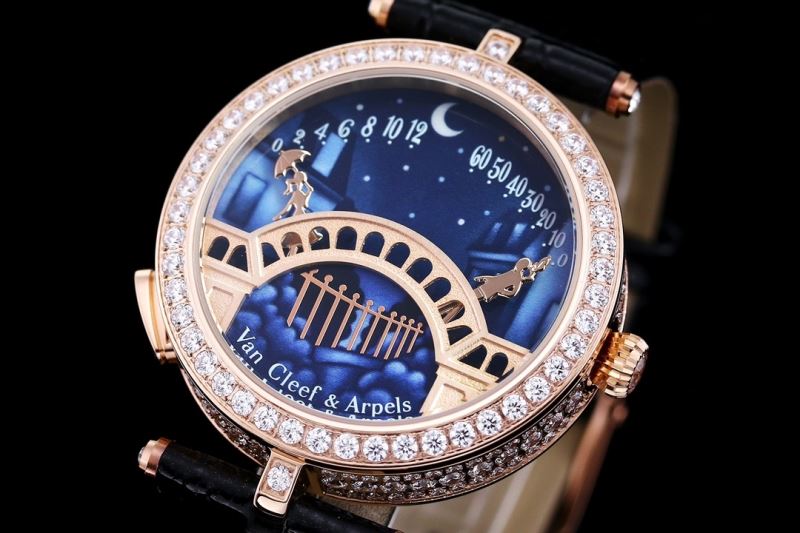 VAN CLEEF ARPELS Watches